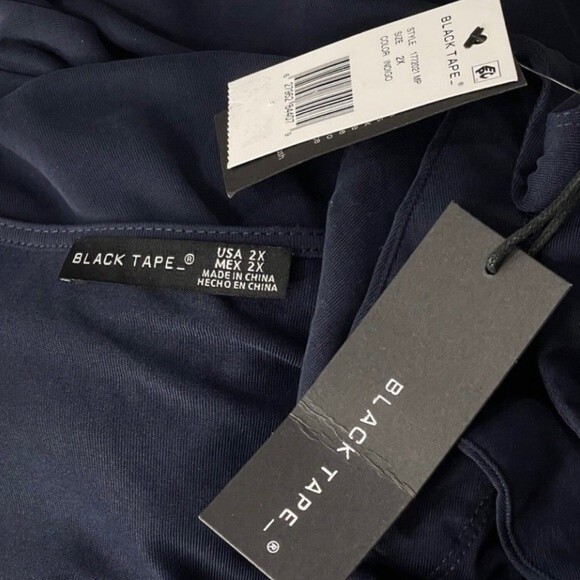 Navy Short Sleeve Surplice Neckline Dress - Picture 8 of 8